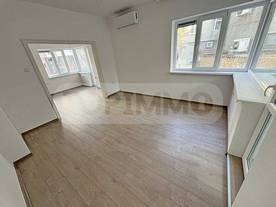 Дава се под наем Офис в Варна, Гръцка махала - 100 кв.м за 1097.01 € - Снимка #4