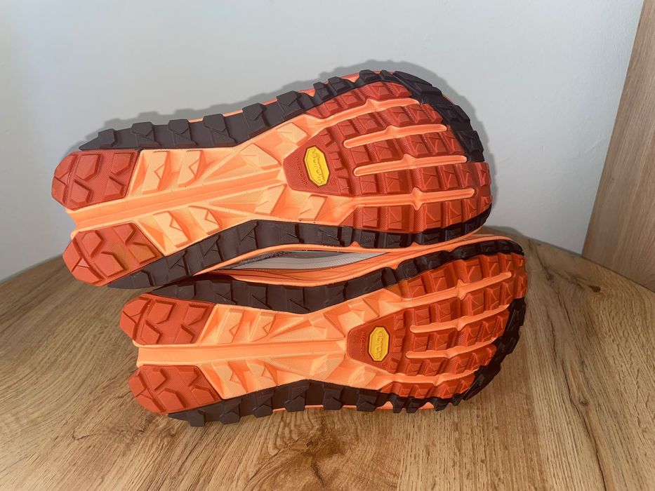 Adidasi ALTRA Olympus 6 nr 41