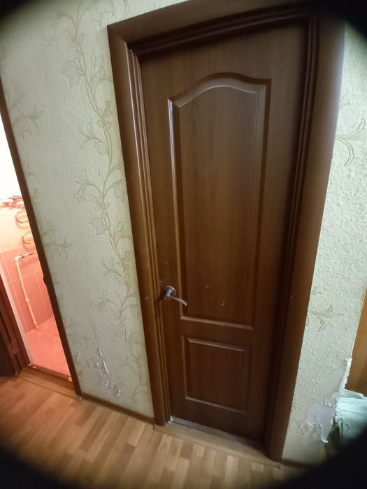 Продам межкомнатные двери