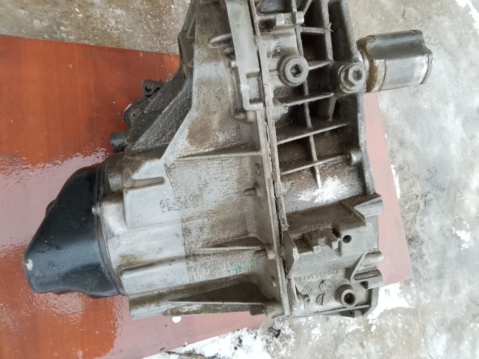 Коропка механика Рено.ларгус