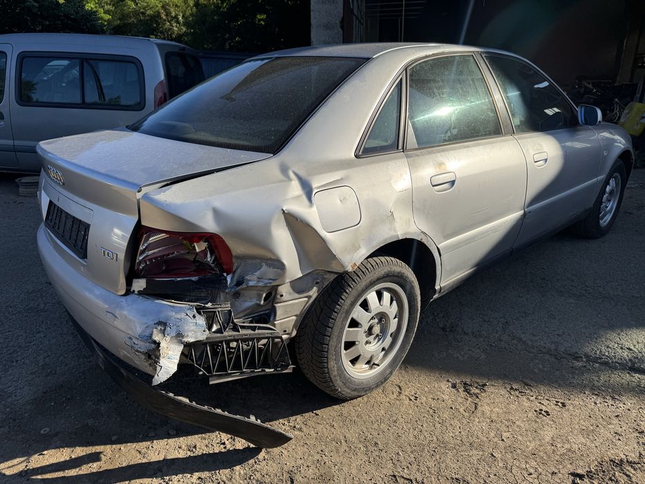 Audi A4 B5 1.9tdi 110hp AVG 2000г На Части
