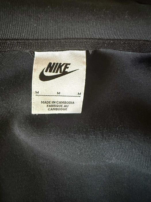 Оригинален nike tech fleece