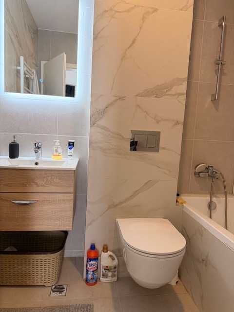 Apartament 3 camere de inchiriat-bloc nou-5'metrou Crangasi-Grozavesti-loc de parcare-terasa