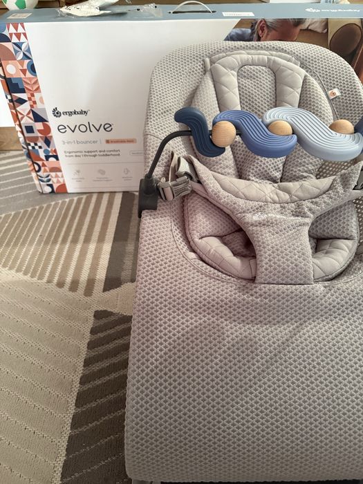 Бебешки шезлонг ErgoBaby Evolve 3 в 1 All Mesh