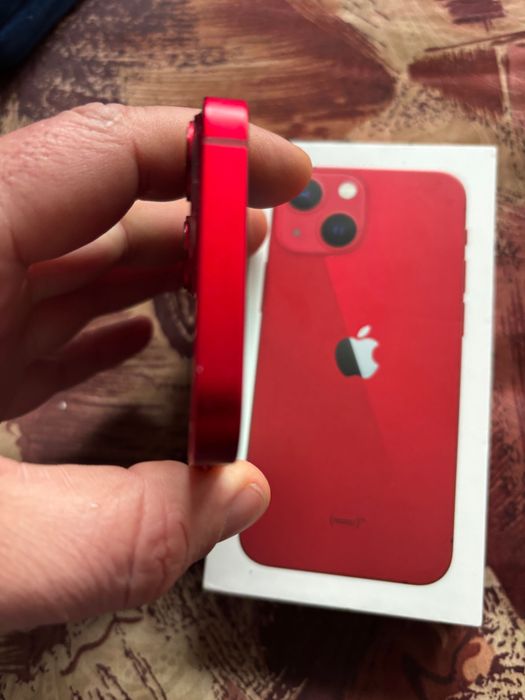 Айфон 13 мини -128 гб Изключително запазен 84% батерия с кутия и кейс