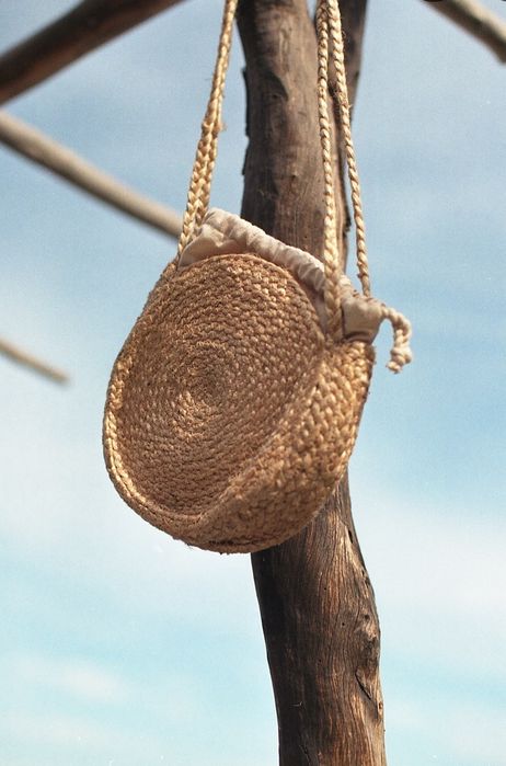 Mango Mallorca плетена чанта