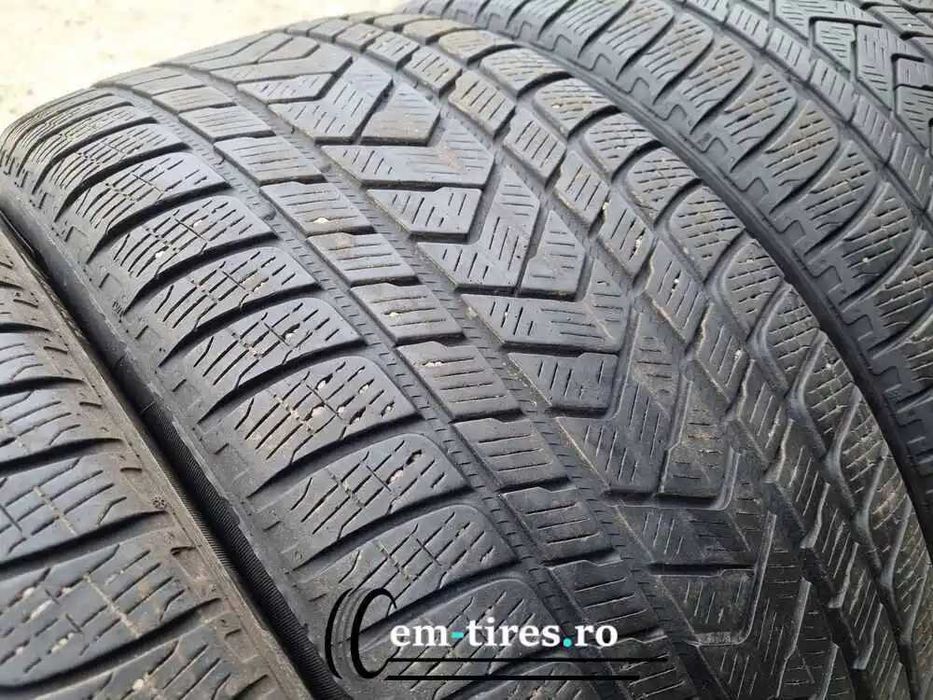 SET 4 Anvelope Iarna 285/45 R20 PIRELLI Scorpion Winter 112V