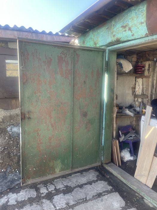 Ворота гараж швеллер металл