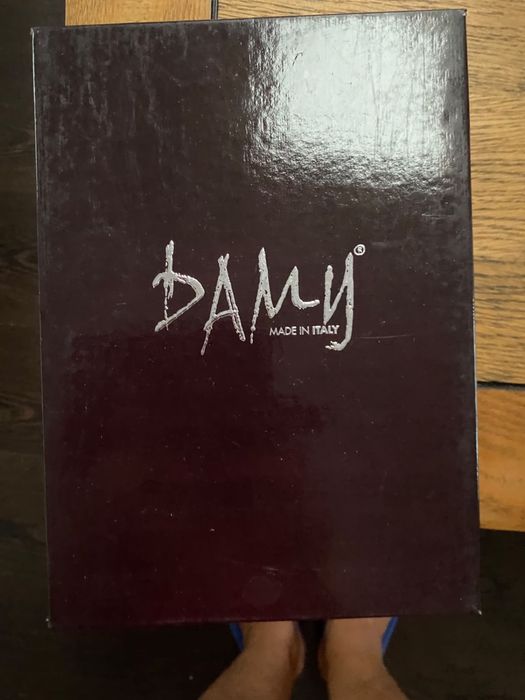 Papucii  Damy eleganți pentru femei