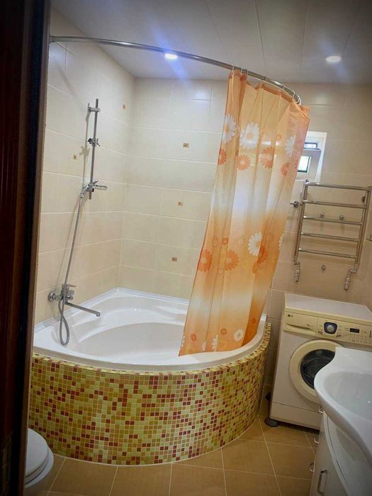 сдается своя 2х комнатная квартира 2/4/4