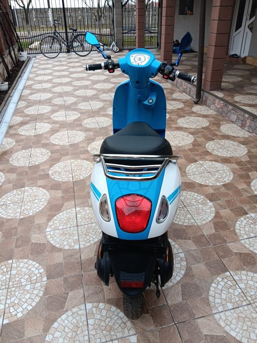 Scuterul electric  nou