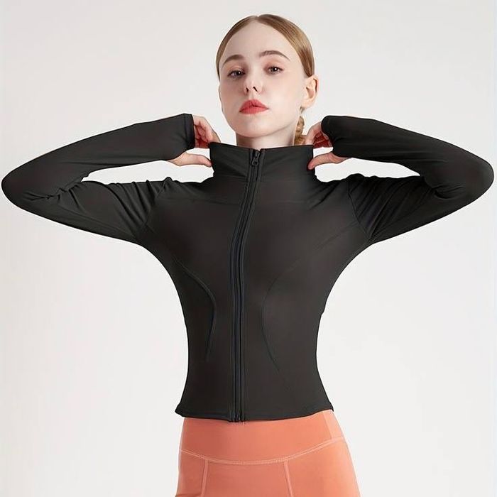 Спортивный лонгслив спортивка