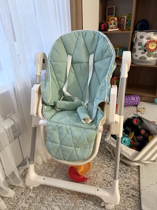 Продам стульчик для кормления