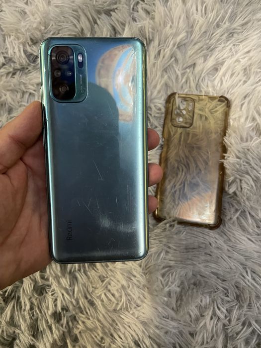 Продам телефон Redmi Note 10