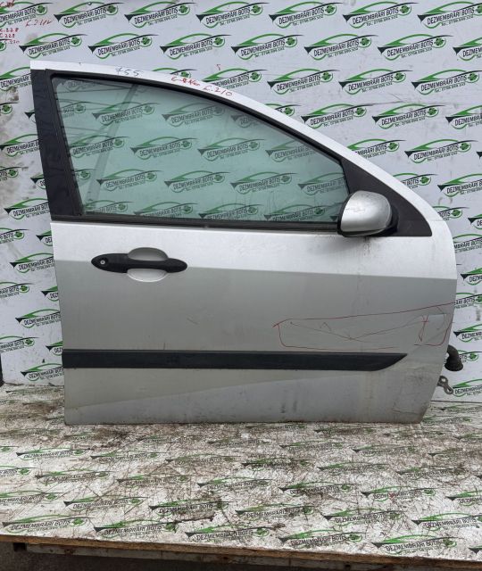 Usa dreapta fata Defecta! Ford Focus prima generatie