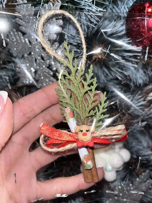 Коледни и новогодишни късмети и картички