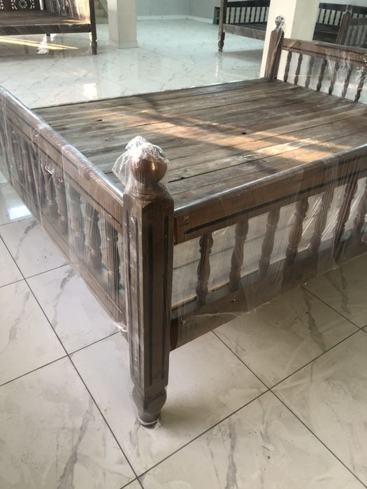 Топчан деревянные