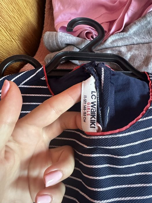 Детски рокли LC WAIKIKI, 10-12г., 140-146 и 146-152