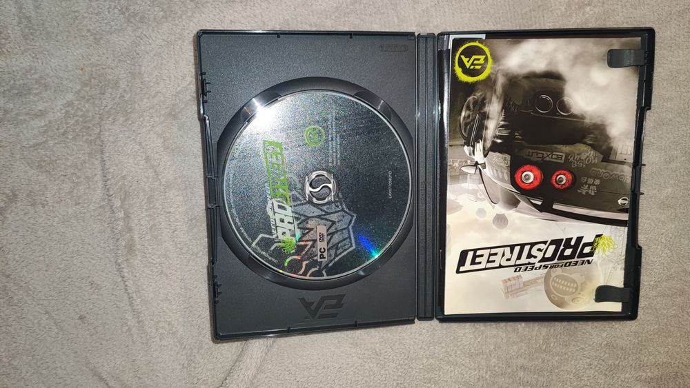 Pachet Jocuri PC: NFS ProStreet & Hotwired Collection