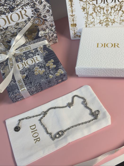 Дамска Сребърна Гривна Dior