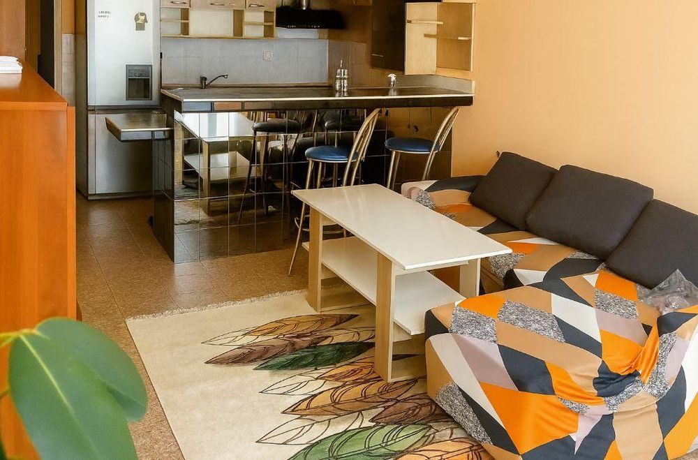 Двустаен апартамент в района на Лятно кино Тракия!