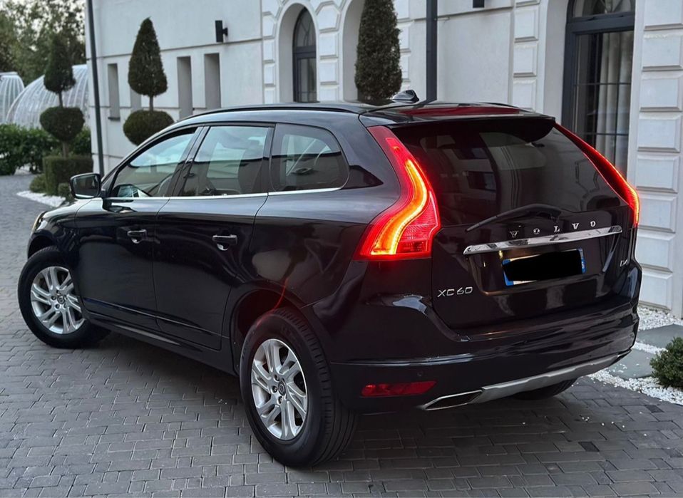 Volvo XC60 D4 2.0D 190cp automat 8+1 viteze Euro6