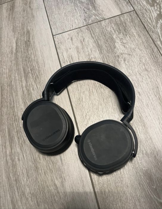 Steelseries arctic 3 black