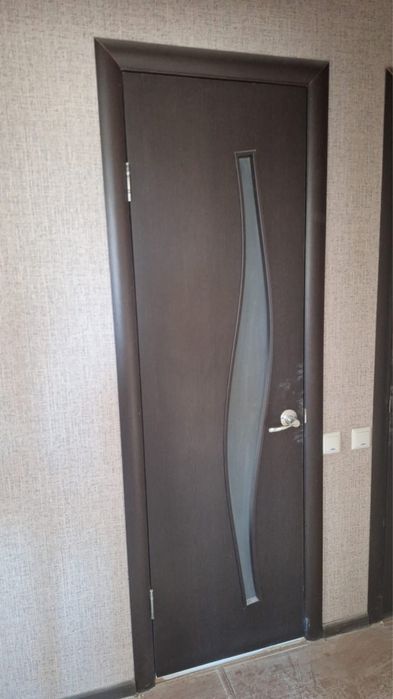 Двер,табуретка,пуфик,сидилька