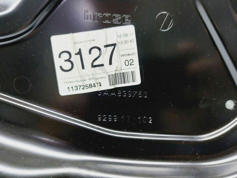 Macara electrica geam dreapta spate Volkswagen Passat B7 (362) [Fabr 2