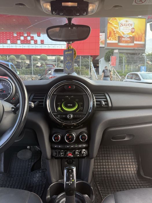 Mini Cooper one 1.5 автомат