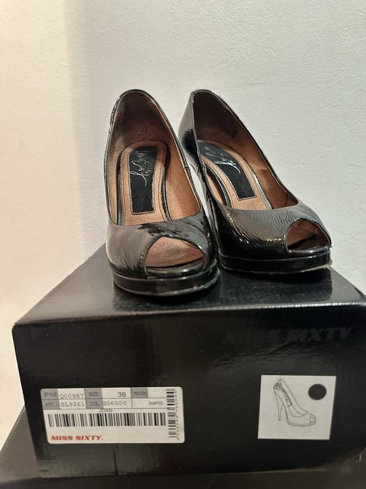 Официални обувки на ток Miss Sixty