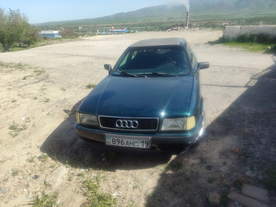 Продам  Ауди 80 б4
