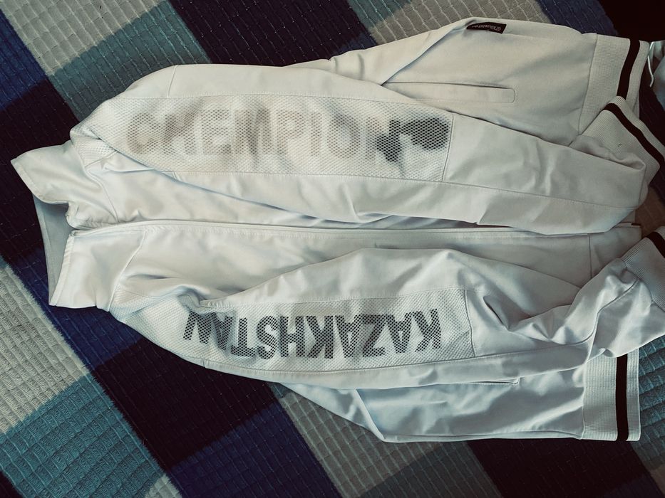 Продам одежда CHEMPION