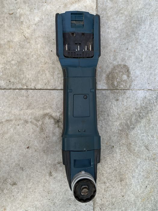 Bosch 18V-28/мултифункционален инструмент