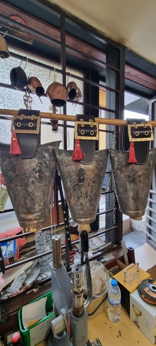 Кожени пискюли за украса на чанове