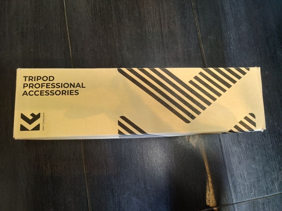 Чисто нова професионална стойка за камера