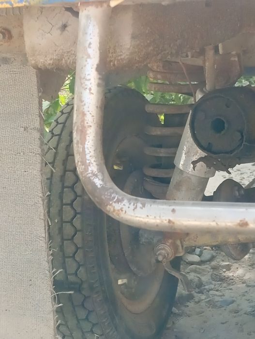 Muravey sotiladi matori zoʻr bir tepkida yonadi balonlari yahshi .