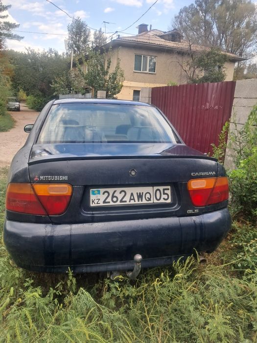 Продам машину Митсубиси Каризма