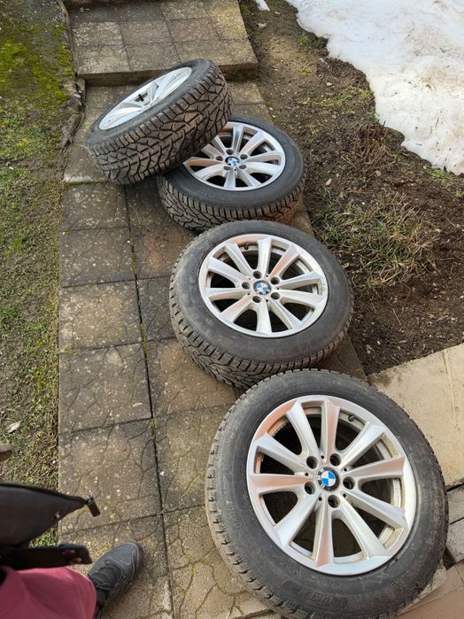 Jante BMW R17 și cauciucuri iarnă