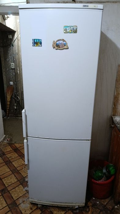 Продаю холодильник Атлант