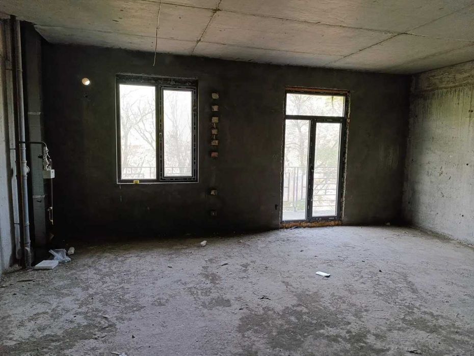 Продаётся 2-х комнатная коробка /ЖК ASKIYA CITY 2/5/13 цена 1200 за м2