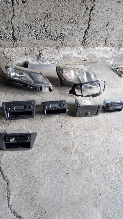 Авто запчасти и аксессуары