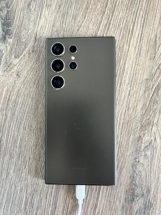 Самсунг S24 Ultra 256