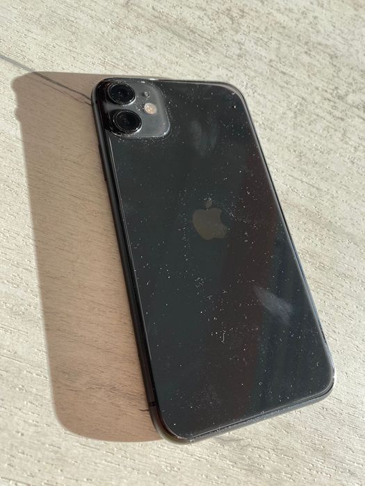 iPhone 11 черный
