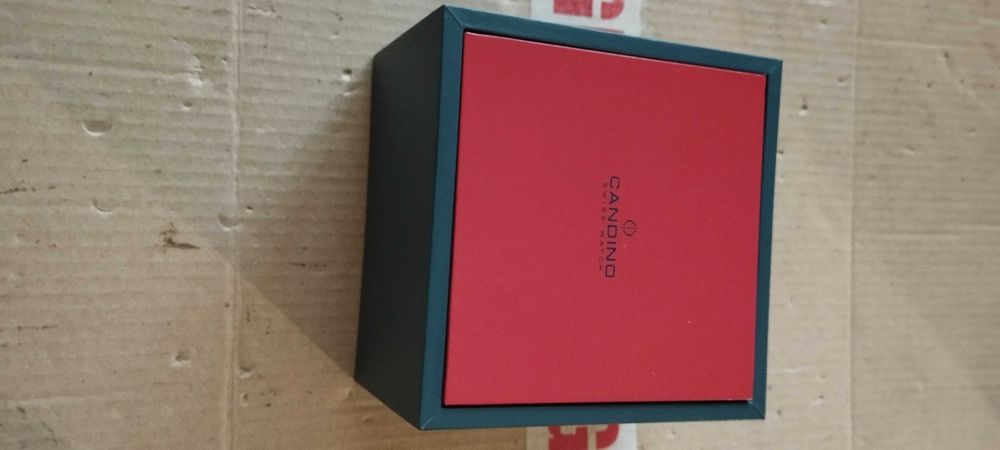 Кутия за часовник Кандино