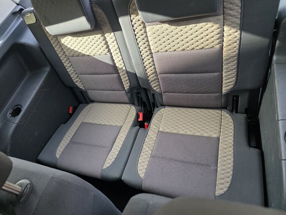 De vânzare vw touran 7locuri cross