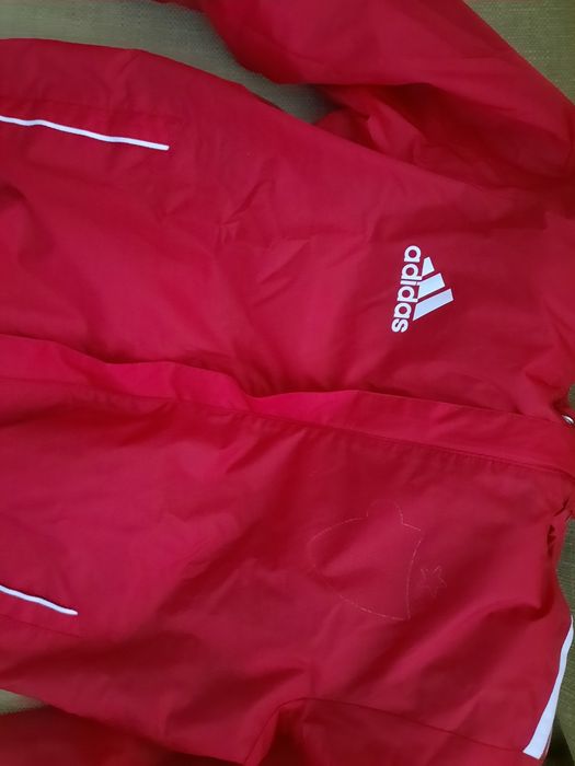 Hanorac adidas roșu