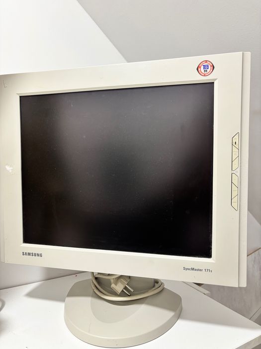 Монитор Samsung  171S
