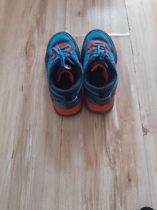 Adidasi copii marimea 33