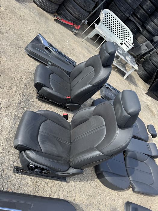 Кожен салон от Ауди А8 2015 г